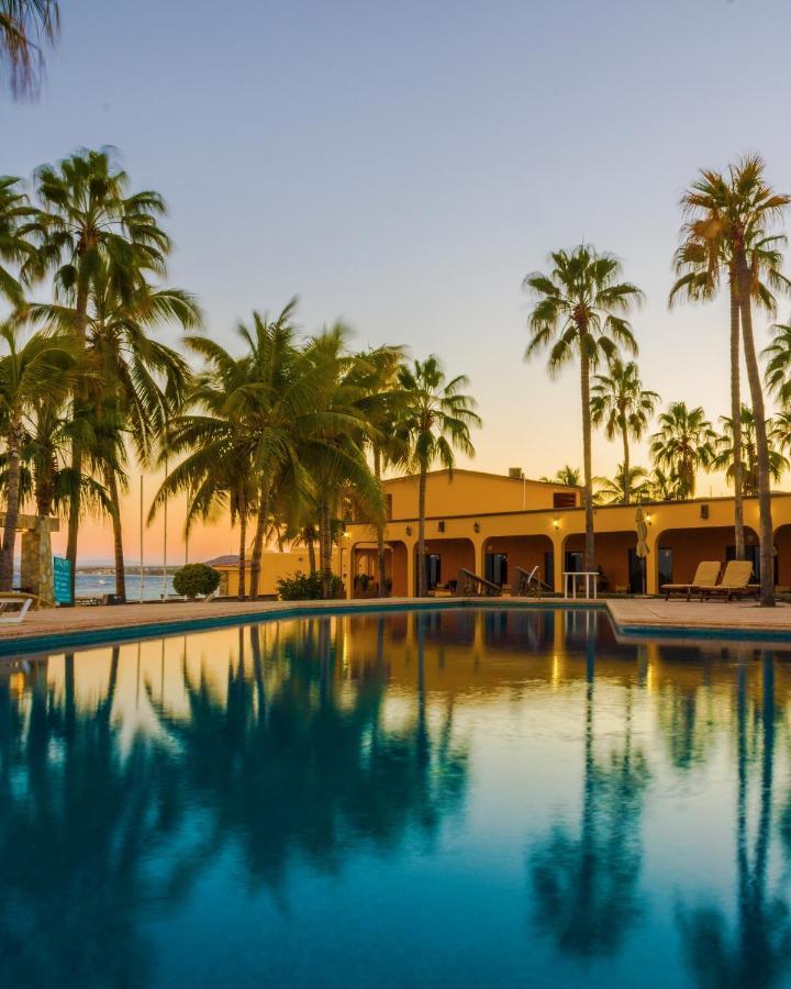 Hotel Playa Del Sol Лос-Баррілес Екстер'єр фото
