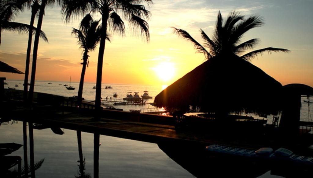 Hotel Playa Del Sol Лос-Баррілес Екстер'єр фото
