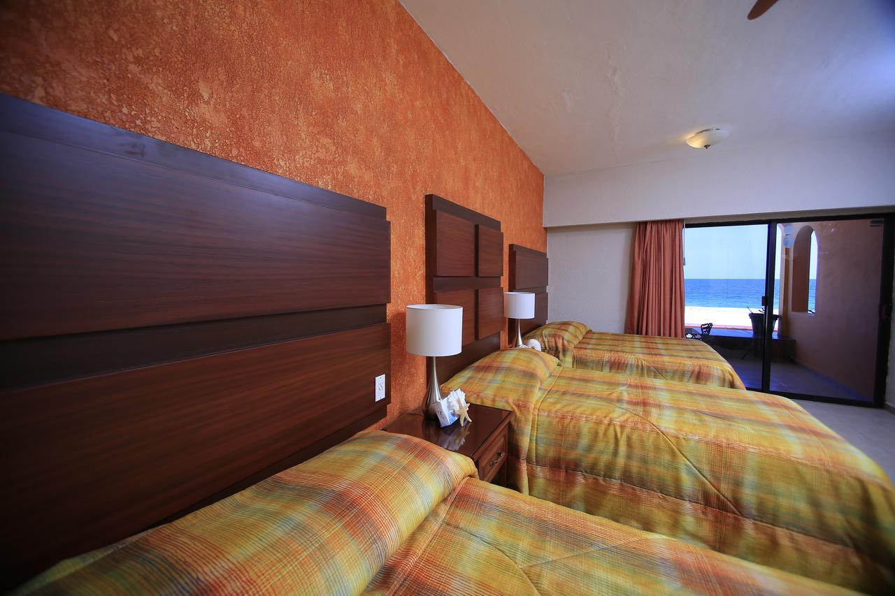 Hotel Playa Del Sol Лос-Баррілес Екстер'єр фото