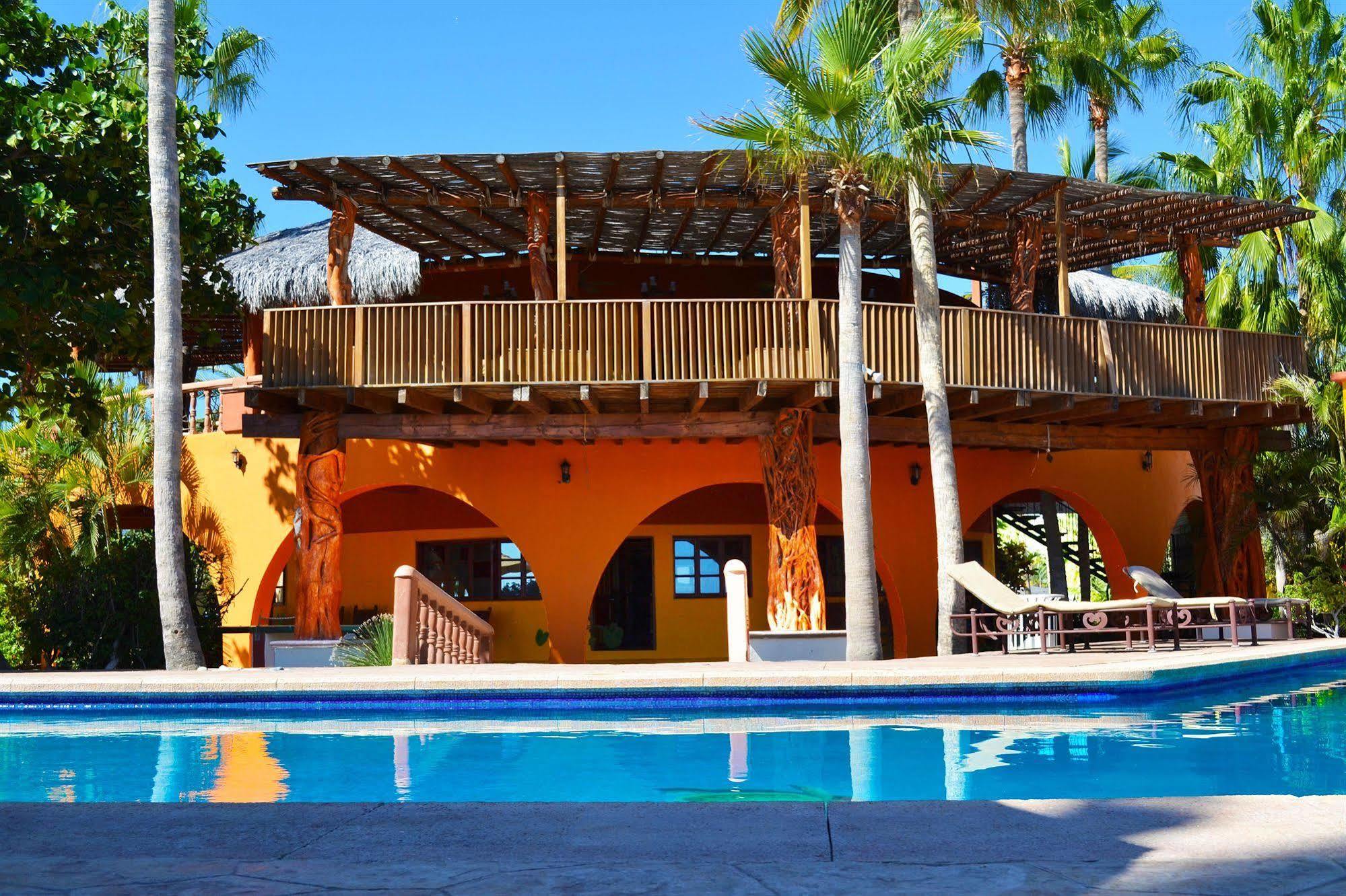 Hotel Playa Del Sol Лос-Баррілес Екстер'єр фото